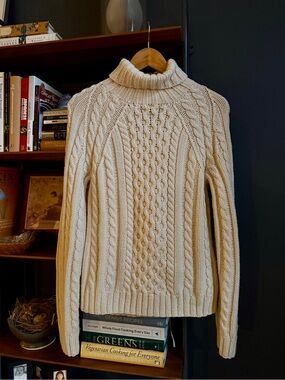 Vintage J. Crew Cream Cable Knit Turtleneck Merino Sweater